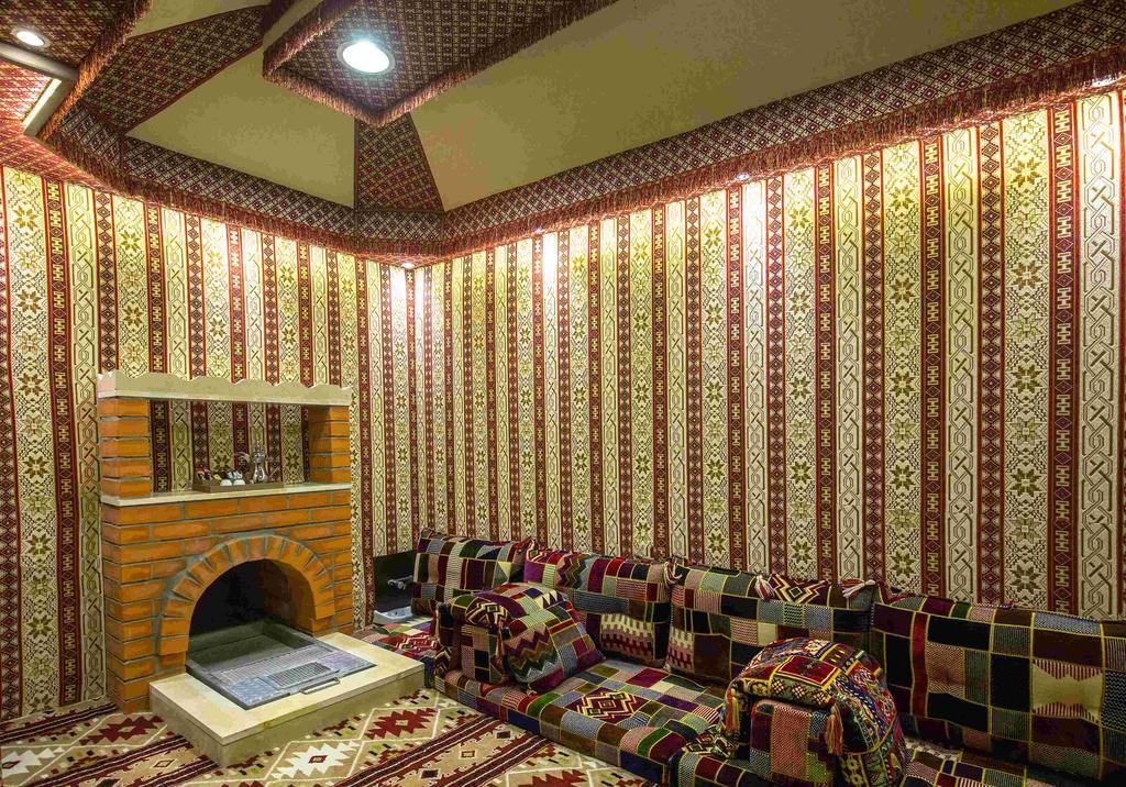 Rest Night Serviced Apartments- Alhamra ริยาดห์ ภายนอก รูปภาพ A traditional majlis